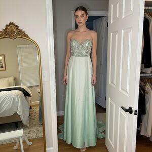 Sherri Hill Size 4 Mint Green Ombré Beaded Ball Gown Crystal Prom Dress w/Train